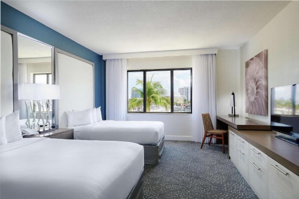 Bahia Mar Fort Lauderdale Beach- A DoubleTree By Hilton image 30